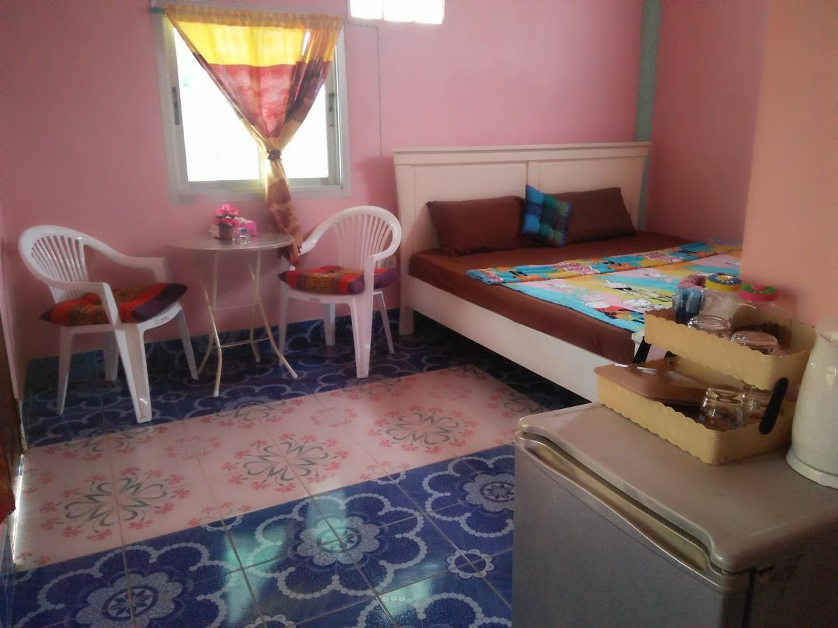 Lanta Danai Guesthouse Ko Lanta Zewnętrze zdjęcie