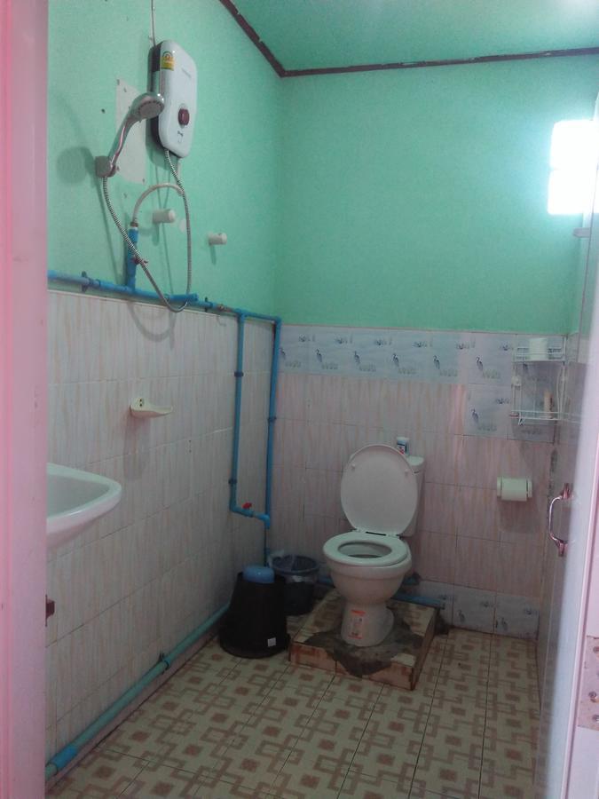 Lanta Danai Guesthouse Ko Lanta Zewnętrze zdjęcie